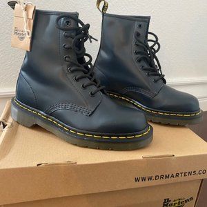 Dr. Martens 1460- Brand New